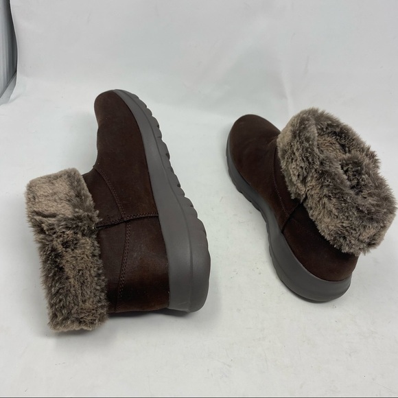 Skechers Women’s On The Go Joy Savvy Brown Boot Size 10 - Picture 5 of 8
